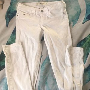 White Hollister Low Rise Skinny Jeans